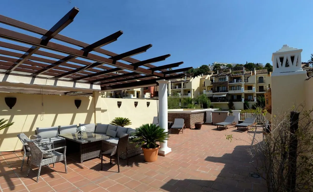 Penthouse Karina Los Arqueros Benahavis Apartment