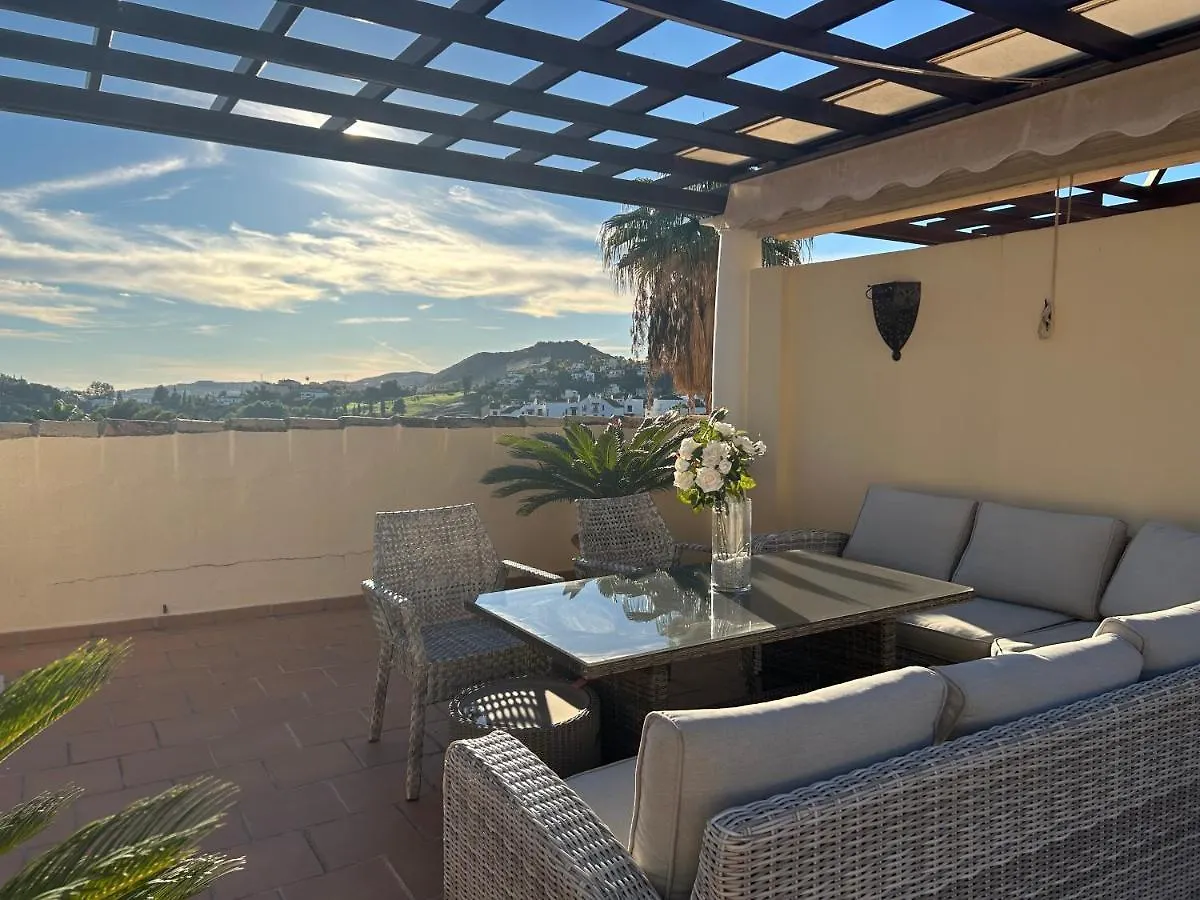 Penthouse Karina Los Arqueros Benahavis Apartment