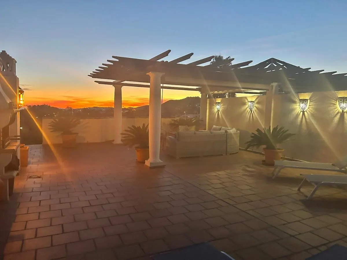 Apartment Penthouse Karina Los Arqueros Benahavis Spain